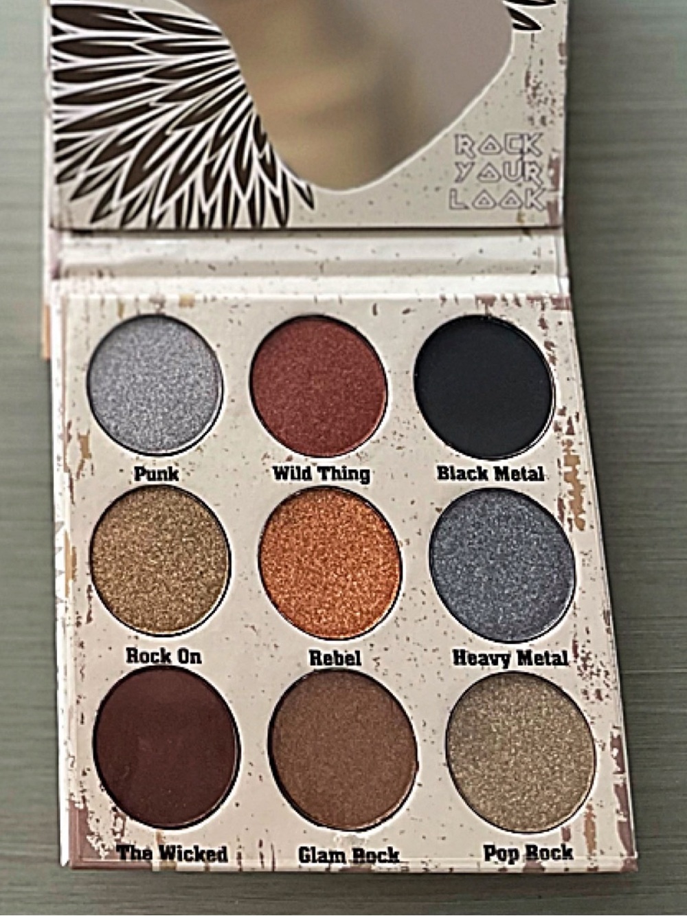New Makeup Lot Eyeshadow Face Palettes Pur Boxycharm Laura Lee Crown MUA - Picture 8 of 13